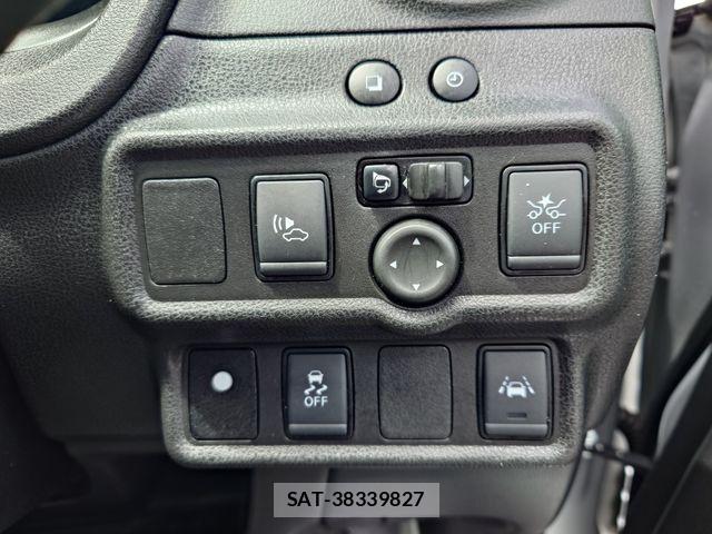 Nissan NOTE 2019-01 6673003-16