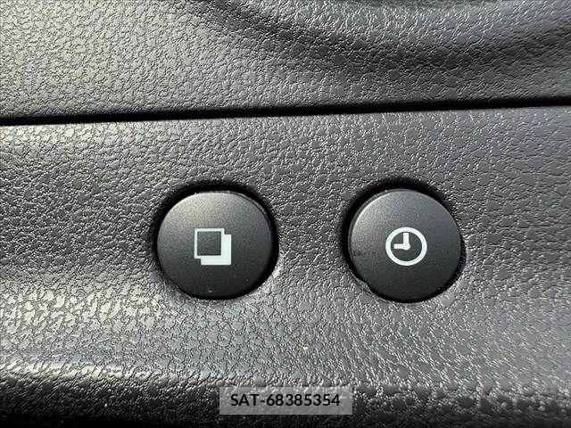 Nissan NOTE 2017-07 6677317-22