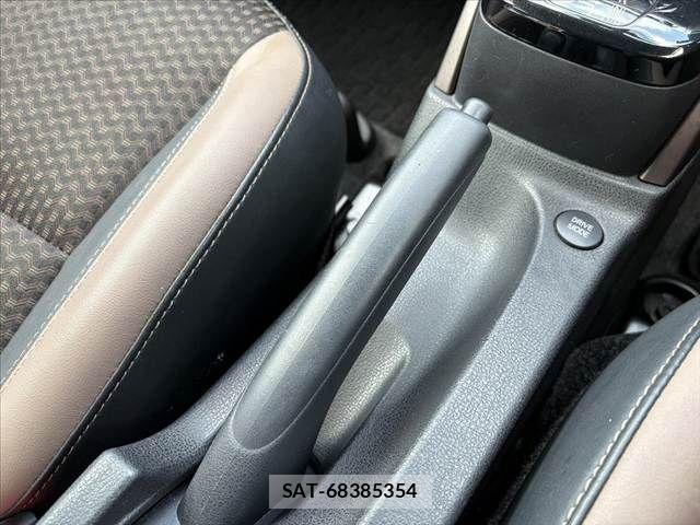 Nissan NOTE 2017-07 6677317-29