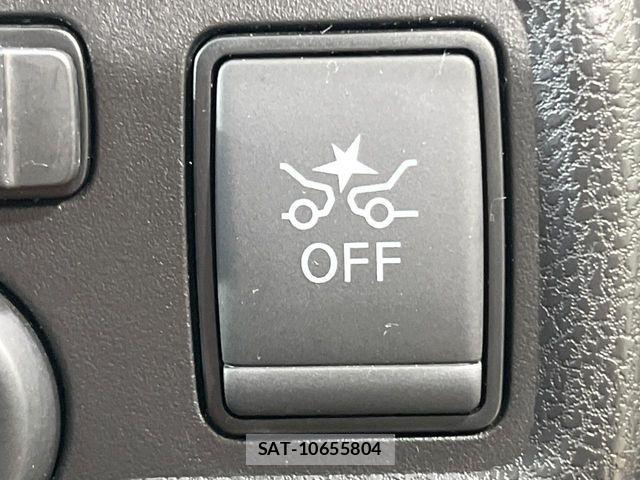 Nissan NOTE 2017-07 6677304-5