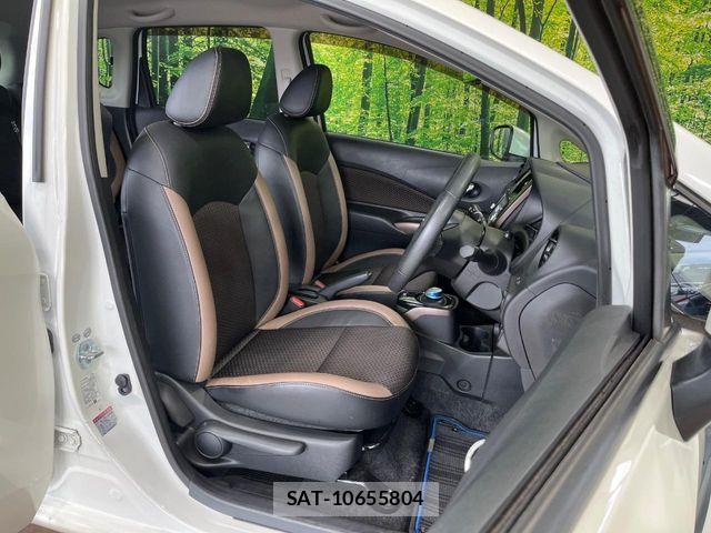 Nissan NOTE 2017-07 6677304-7