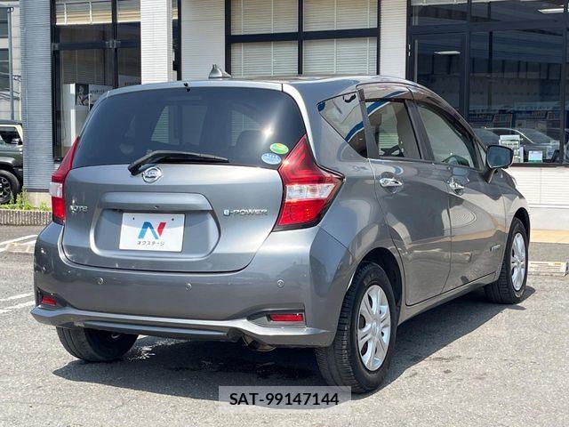 Nissan NOTE 2017-05 6677311-16