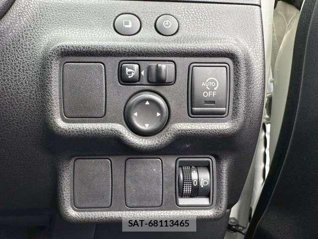 Nissan NOTE 2013-07 6677327-10
