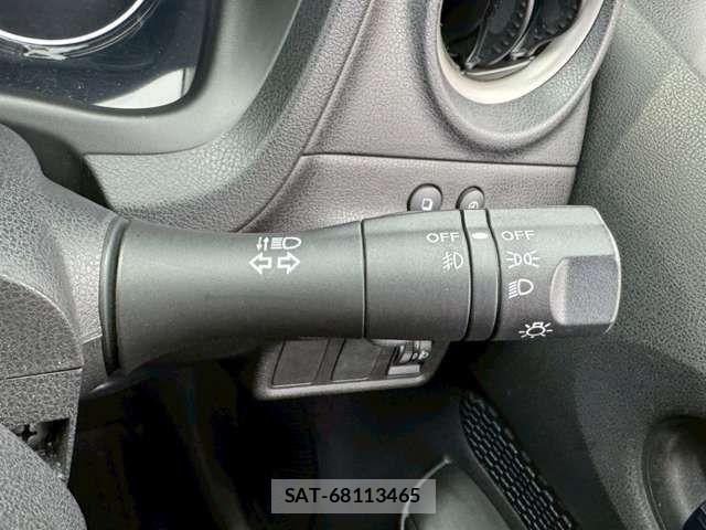 Nissan NOTE 2013-07 6677327-13