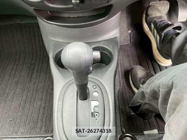 Nissan NOTE 2019-01 6677326-19