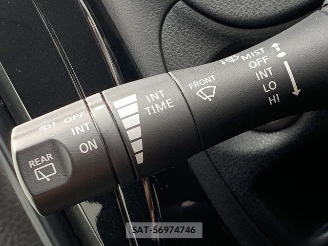 Nissan NOTE 2018-06 6677313-14
