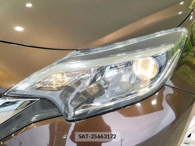 Nissan NOTE 2017-04 6677305-11
