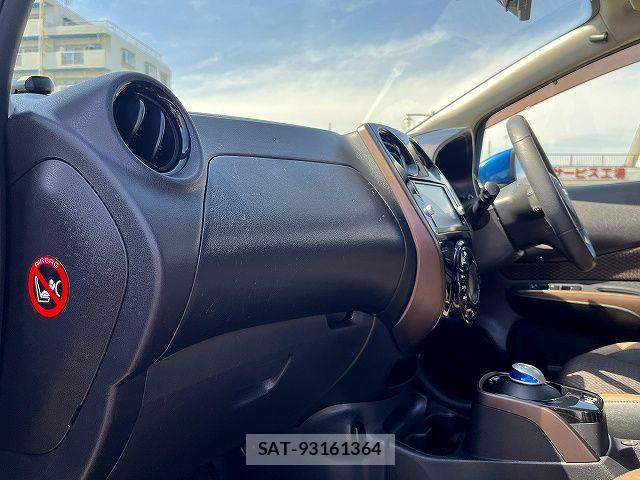 Nissan NOTE 2017-03 6677288-18