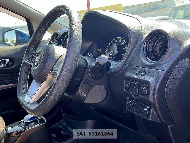 Nissan NOTE 2017-03 6677288-3