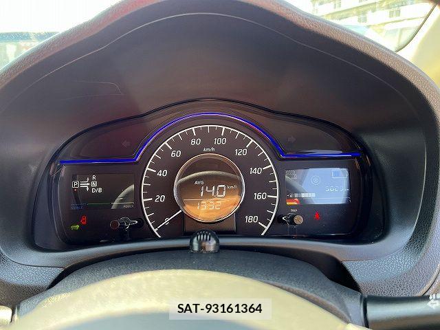 Nissan NOTE 2017-03 6677288-7