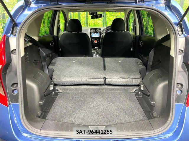 Nissan NOTE 2014-08 6677323-9