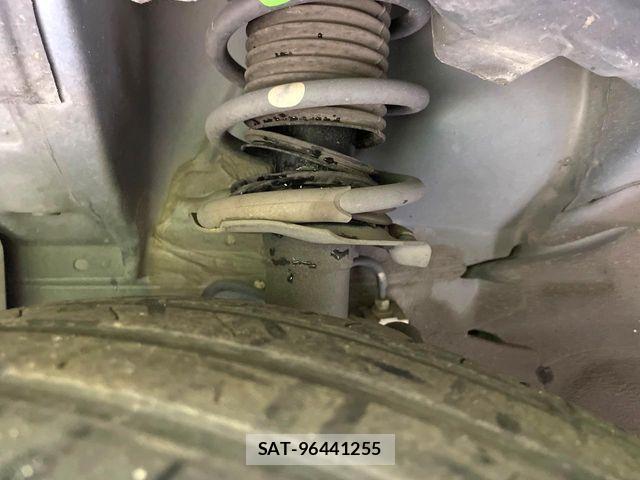 Nissan NOTE 2014-08 6677323-19