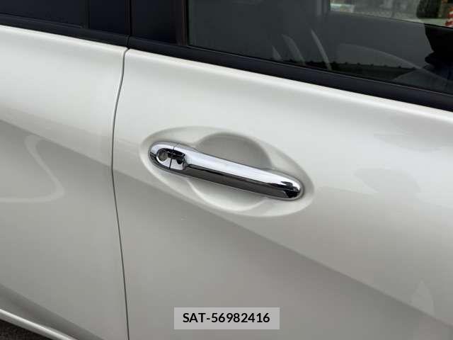 Nissan NOTE 2017-03 6683945-6
