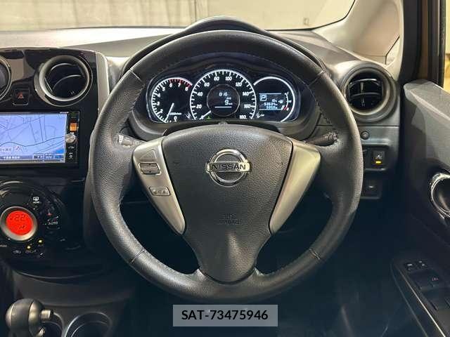 Nissan NOTE 2015-03 6716976-9