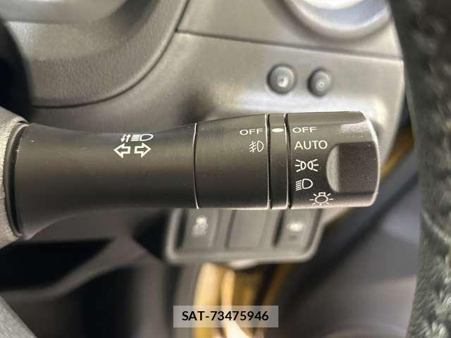 Nissan NOTE 2015-03 6716976-11