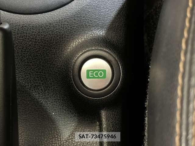 Nissan NOTE 2015-03 6716976-21