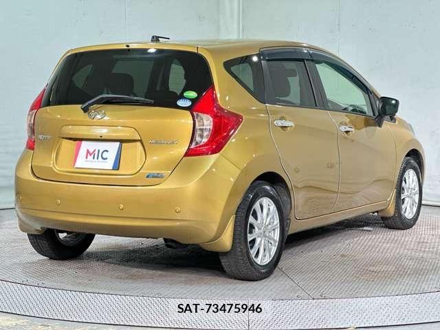 Nissan NOTE 2015-03 6716976-4
