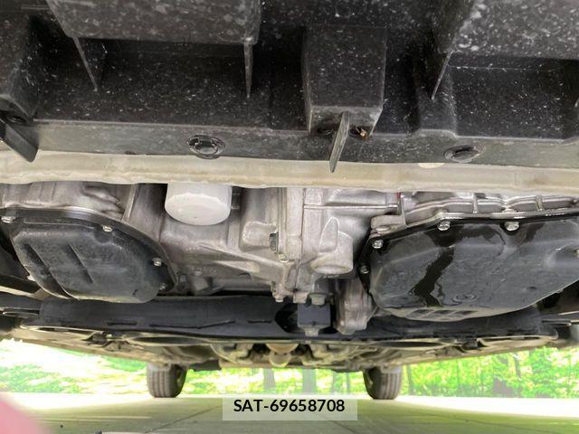 Nissan NOTE 2017-07 6716969-2