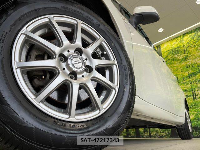 Nissan NOTE 2014-06 6716973-12