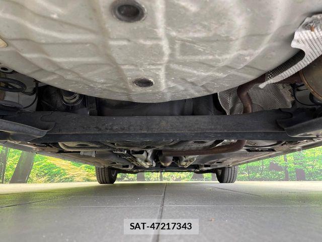 Nissan NOTE 2014-06 6716973-18