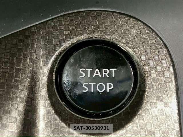 Nissan NOTE 2021-03 6716945-7
