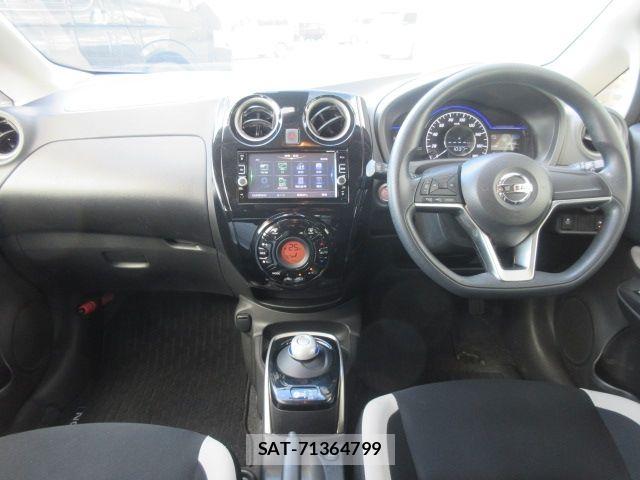 Nissan NOTE 2017-03 6752738-1