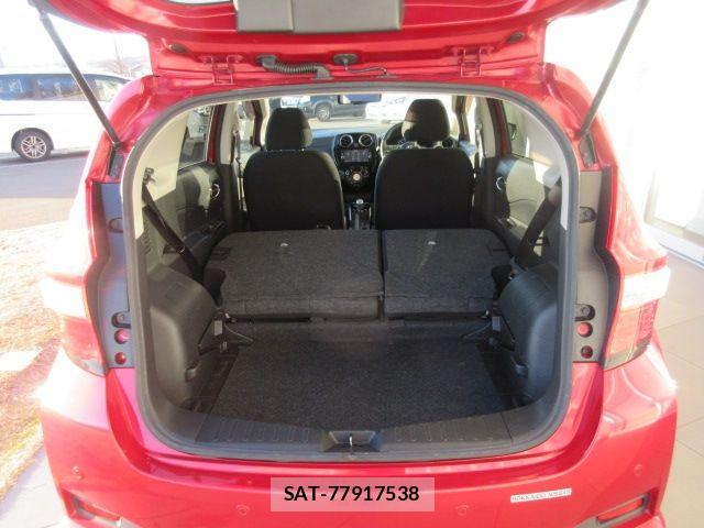 Nissan NOTE 2017-05 6752740-9