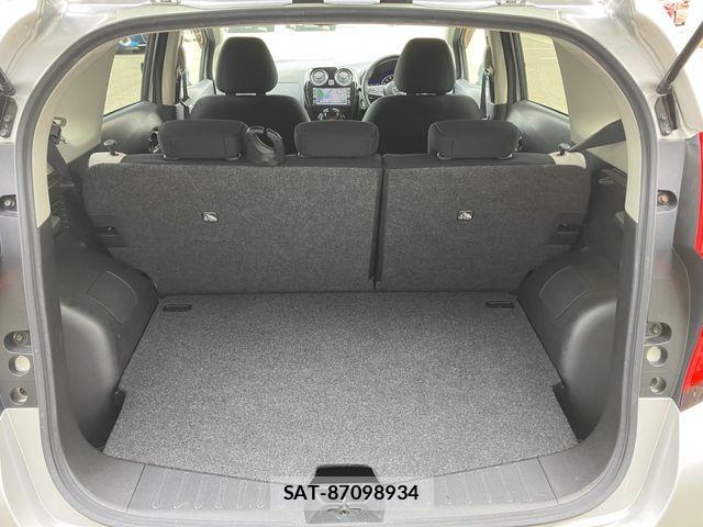 Nissan NOTE 2019-05 6752732-16