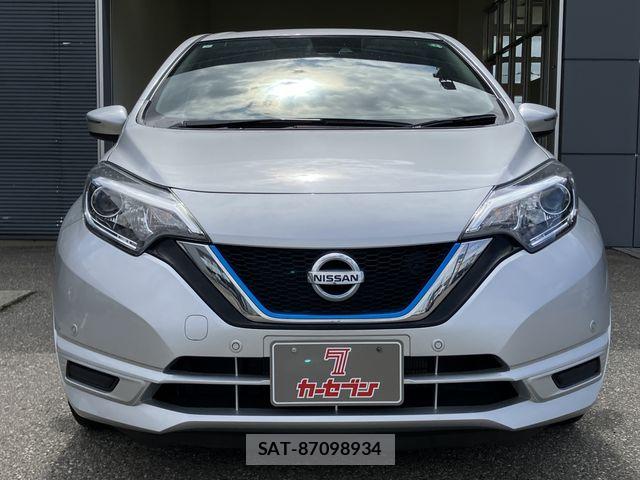 Nissan NOTE 2019-05 6752732-2