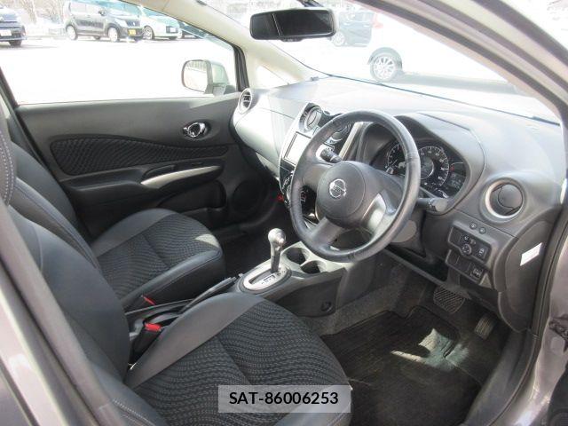 Nissan NOTE 2013-07 6752751-9
