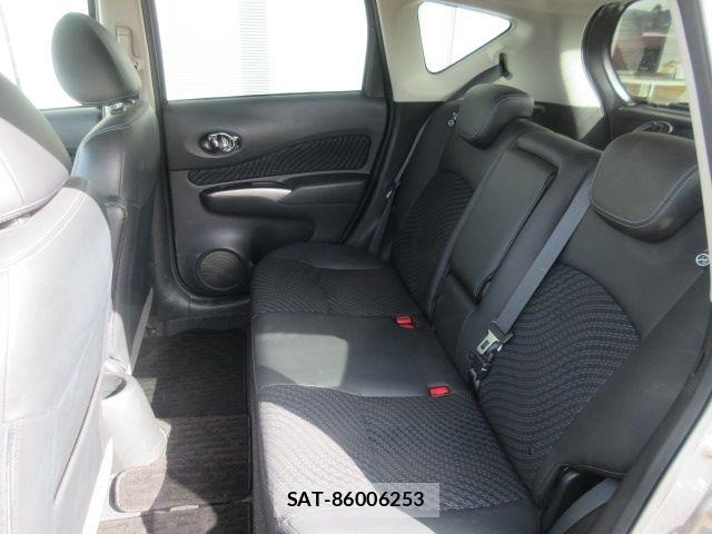 Nissan NOTE 2013-07 6752751-6