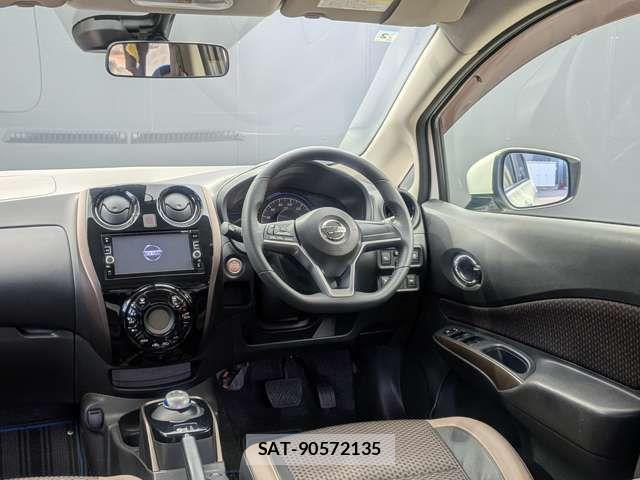 Nissan NOTE 2017-02 6752725-3