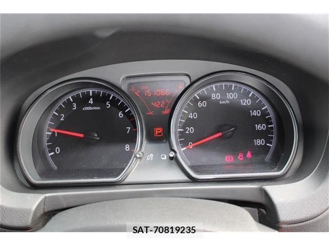 Nissan NOTE 2015-03 6752758-12