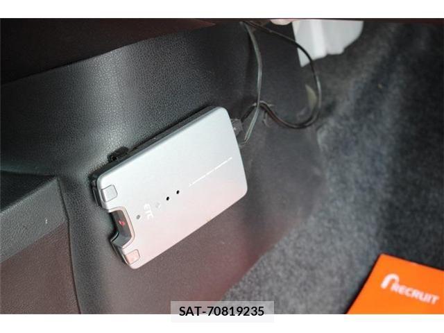 Nissan NOTE 2015-03 6752758-13
