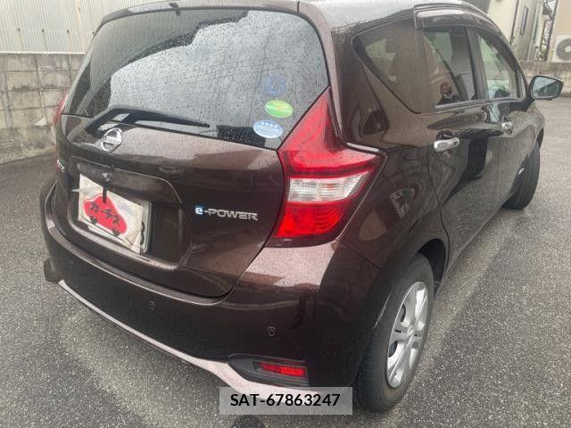 Nissan NOTE 2017-12 6752737-2