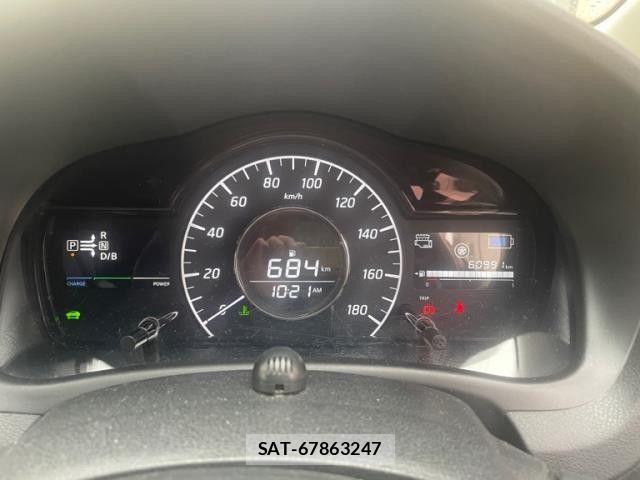 Nissan NOTE 2017-12 6752737-7