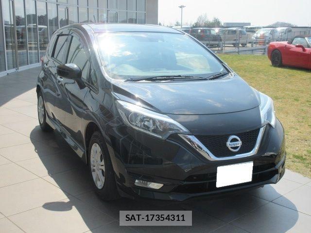 Nissan NOTE 2017-05 6752739-3