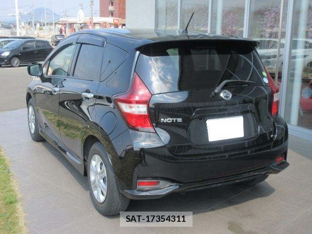 Nissan NOTE 2017-05 6752739-4