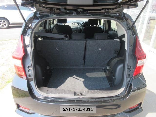 Nissan NOTE 2017-05 6752739-8