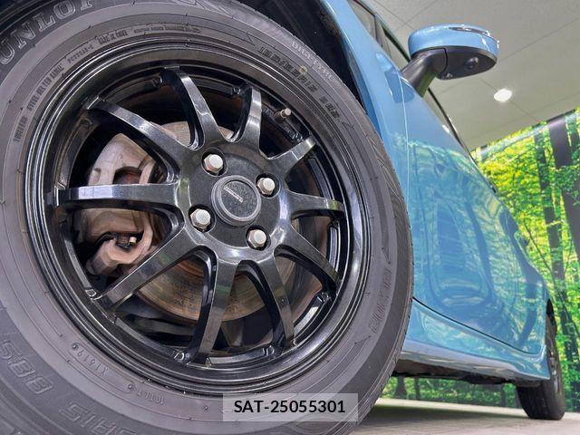 Nissan NOTE 2015-10 6752748-12