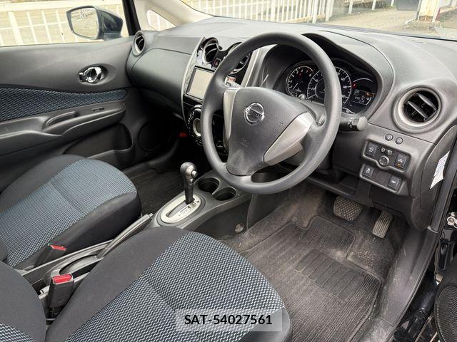 Nissan NOTE 2015-02 6791390-9