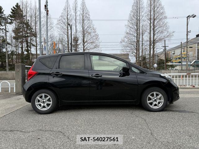 Nissan NOTE 2015-02 6791390-5