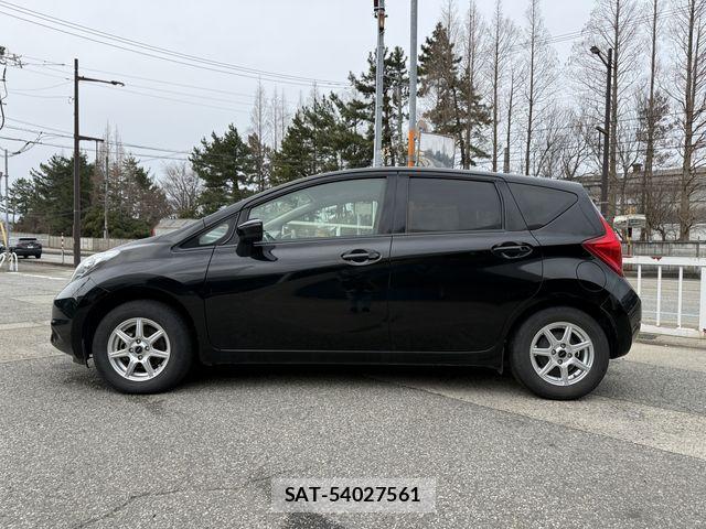 Nissan NOTE 2015-02 6791390-8