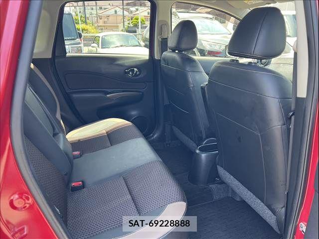 Nissan NOTE 2017-05 6816343-13