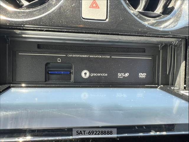 Nissan NOTE 2017-05 6816343-21