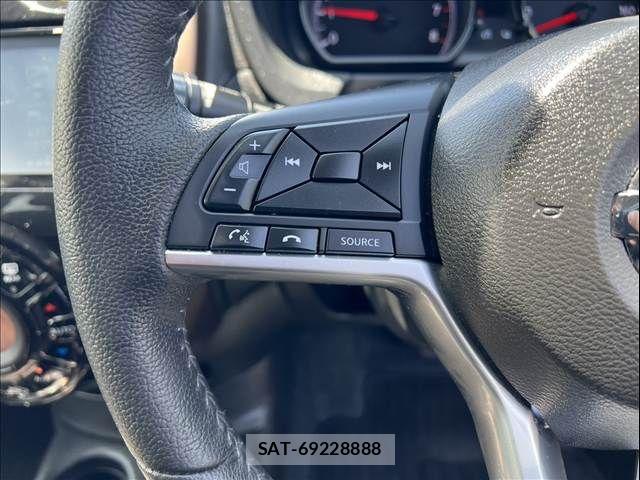Nissan NOTE 2017-05 6816343-24