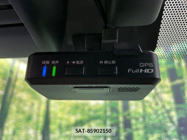 Nissan NOTE 2017-06 6816345-5