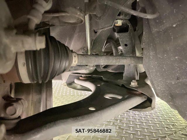 Nissan NOTE 2019-11 6816330-19
