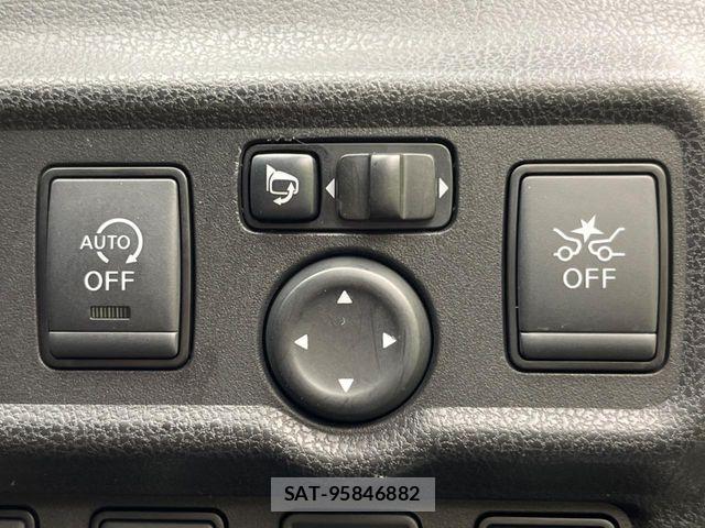 Nissan NOTE 2019-11 6816330-2