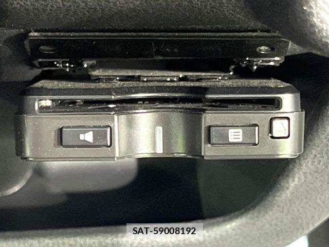 Nissan NOTE 2018-07 6816320-6